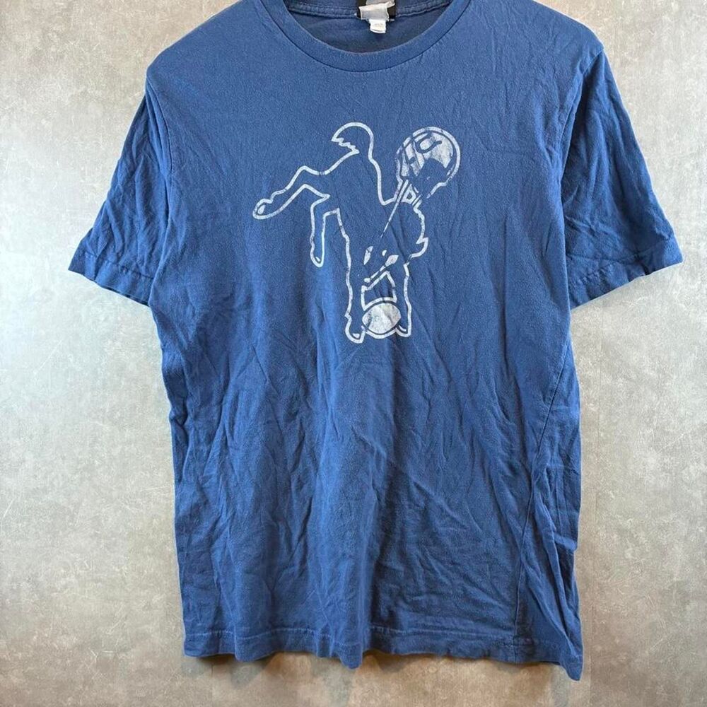 Globe Men's Navy and Blue T-shirt